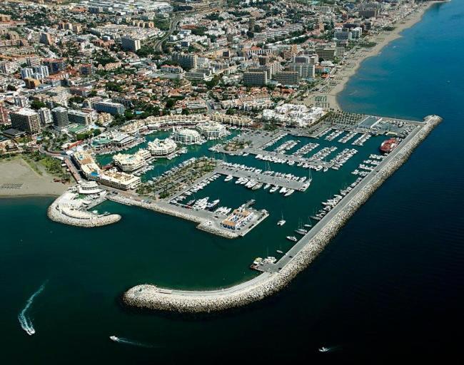 Puerto Marina Palace Benalmádena Esterno foto